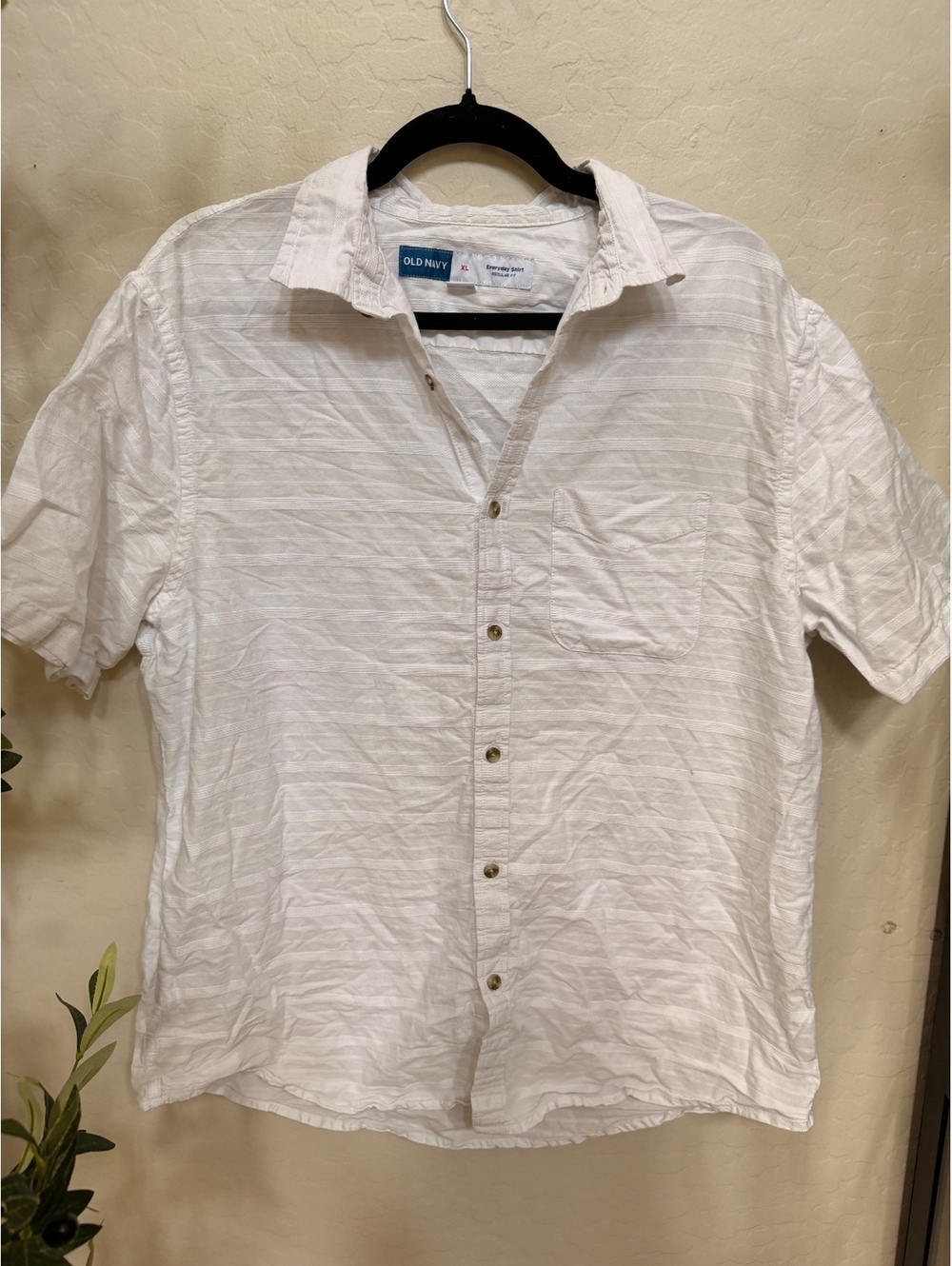 Old Navy Men’s Button Up